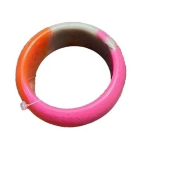 Blk & White Lucite Clamper Bracelet -Hinged Bracelet, Colorful End Of Day Lucite - Picture 10 of 16